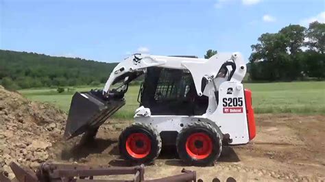 bobcat s205 lifting capacity